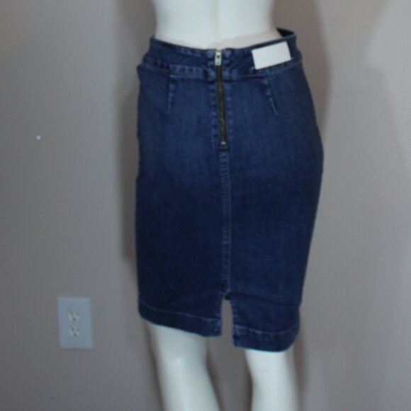 Aritzia The Casting Blue Denim  midi  woman Skirt size 8 - Picture 3 of 9
